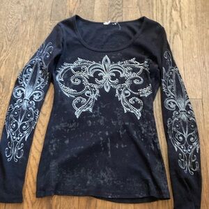Long sleeve grunge/bling tee